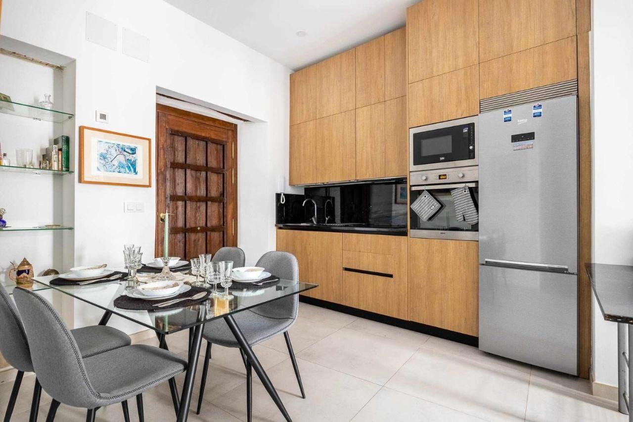 Comfy Away - Apartamento Exclusivo Mercado De Triana Con Balcon Sevilla Exterior foto